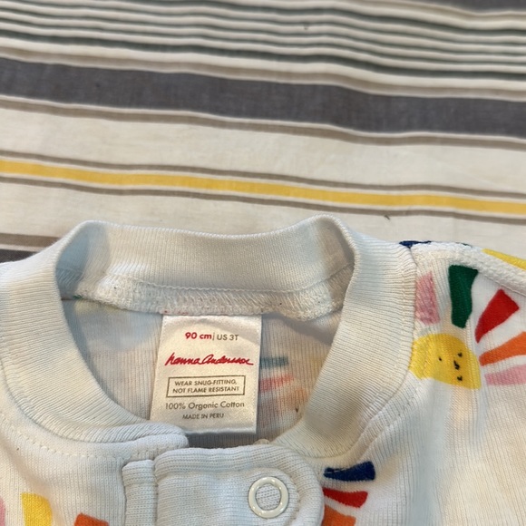 Hannah Anderson, rainbow pajamas, size 3 - Picture 3 of 3